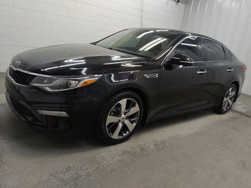 Used 2020 Kia Optima S w/ S Panoramic Sunroof Package FWD image 2