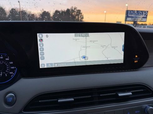 Used 2021 Hyundai Palisade SEL w/ Premium Package image 7