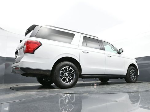 Used 2024 Ford Expedition Max XLT image 48