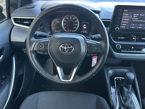 Used 2022 Toyota Corolla SE image 15