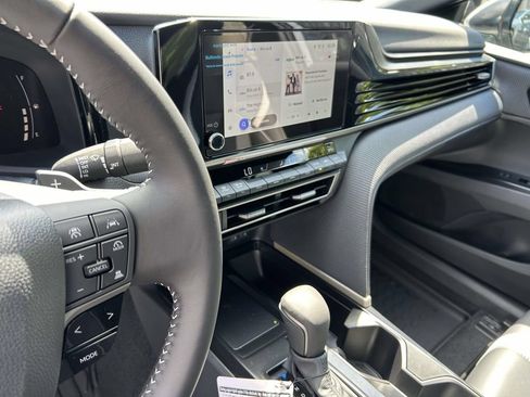 New 2026 Toyota Camry SE FWD image 20