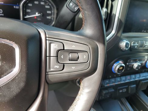 Used 2020 GMC Sierra 1500 AT4 w/ AT4 Premium Package AWD/4WD image 29