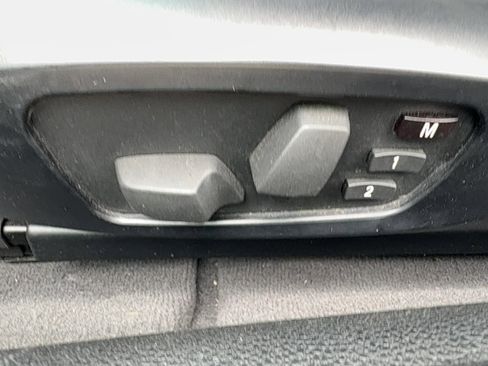 Used 2011 BMW 128i Convertible image 8