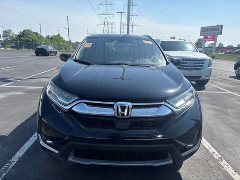 Used 2018 Honda CR-V Touring image 2