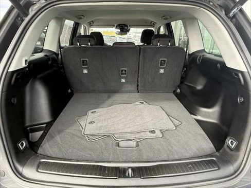 Certified 2023 Jeep Grand Cherokee Laredo w/ Luxury Tech Group I image 32