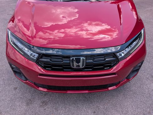 Used 2026 Honda Odyssey Touring image 12