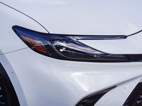 Used 2025 Toyota Camry SE w/ Multimedia Upgrade Package FWD image 11