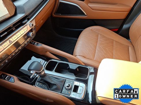 Used 2023 Kia Telluride EX X-Line image 31