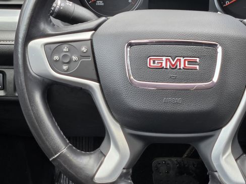 Used 2021 GMC Acadia SLT image 15