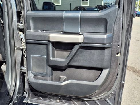 Used 2019 Ford F150 Lariat w/ Equipment Group 502A Luxury AWD/4WD image 16