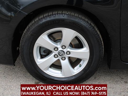 Used 2018 Toyota Sienna LE image 9