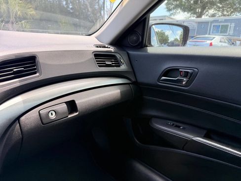 Used 2014 Acura ILX FWD image 13