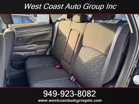 Used 2025 Mitsubishi Outlander Sport ES image 11