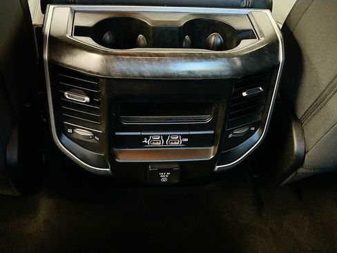 Used 2020 RAM 1500 Big Horn AWD/4WD image 24