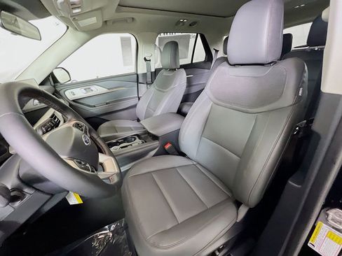 New 2026 Ford Explorer Active w/ Active Comfort Package image 26