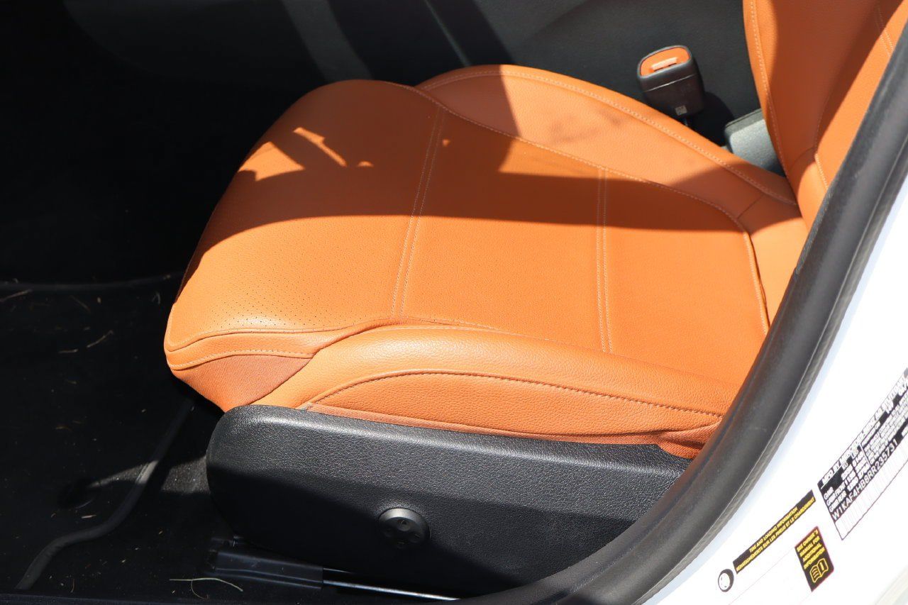 Used 2024 Mercedes-Benz C 300 4MATIC Sedan image 15