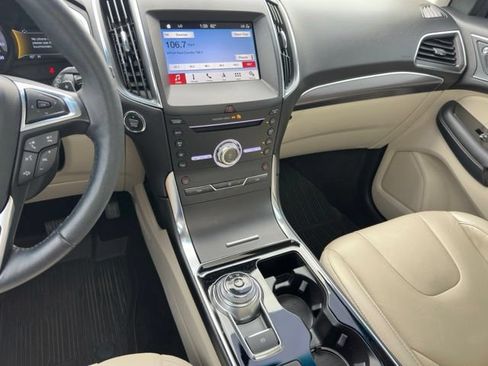 Used 2019 Ford Edge Titanium w/ Cold Weather Package AWD/4WD image 20