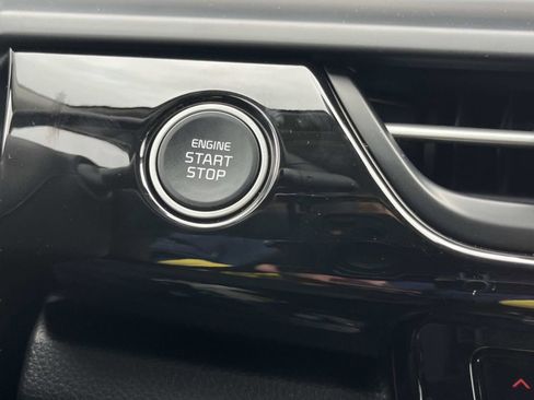 New 2026 Kia Seltos S FWD image 29