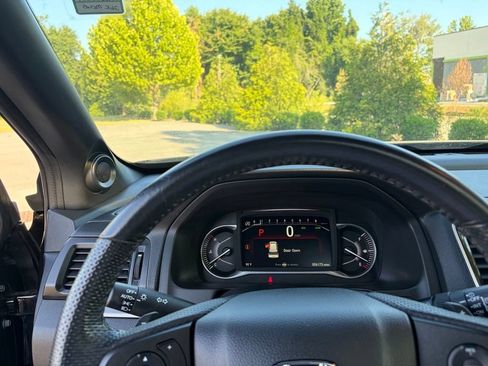 Used 2024 Honda Passport EX-L image 16
