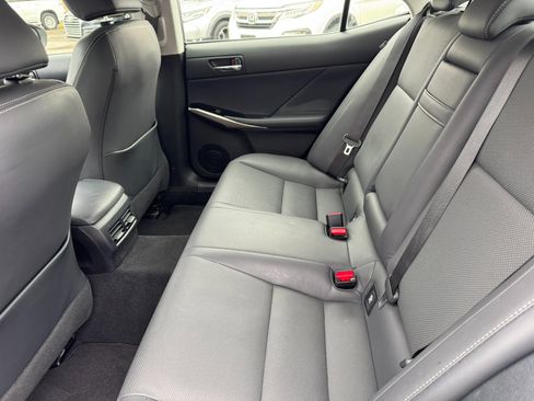 Used 2015 Lexus IS 250 image 27