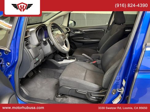 Used 2015 Honda Fit EX image 38