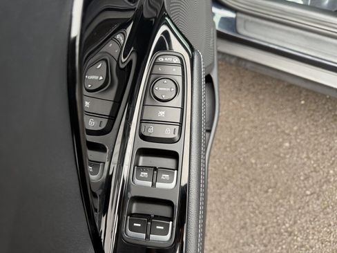 Used 2022 Kia Niro EX w/ Cold Weather Package image 13