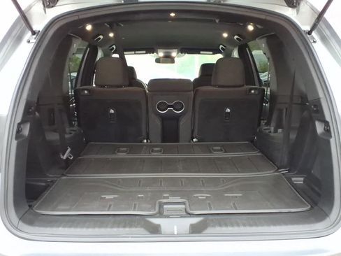 Used 2024 Honda Pilot Sport image 6