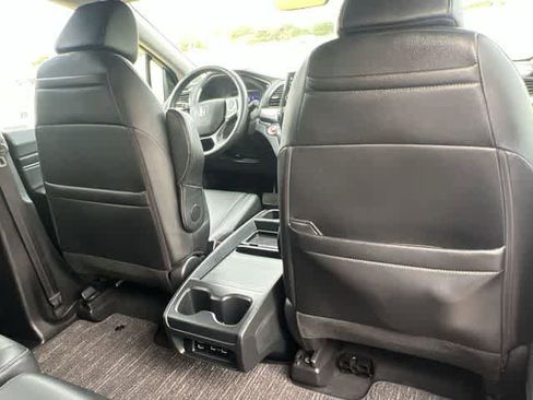 Used 2023 Honda Odyssey Touring image 13