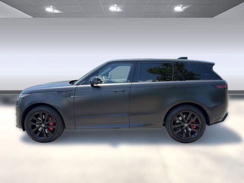 Used 2025 Land Rover Range Rover Sport Dynamic SE AWD/4WD image 2