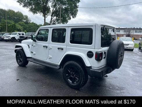 Used 2023 Jeep Wrangler Unlimited Sahara AWD/4WD image 8