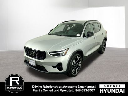 Used 2025 Volvo XC40 B5 Plus