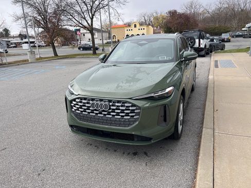 Used 2025 Audi Q5 Premium Plus w/ Premium Plus image 49