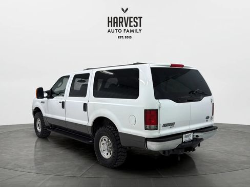 Used 2003 Ford Excursion XLT AWD/4WD image 4