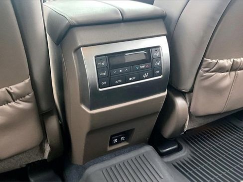 Used 2022 Lexus GX 460 Premium image 26