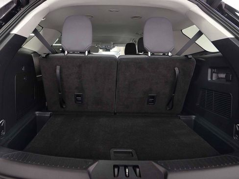 Used 2025 Ford Explorer Active image 12