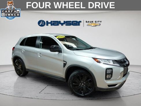 Used 2025 Mitsubishi Outlander Sport LE AWD/4WD image 1