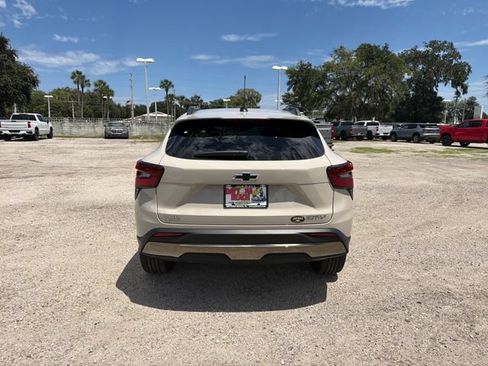 New 2026 Chevrolet Trax ACTIV w/ Driver Confidence Package FWD image 10