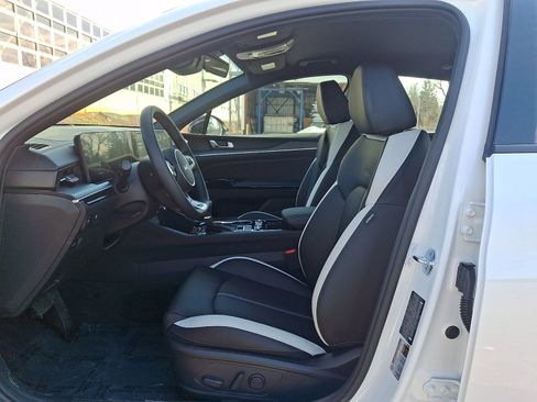 New 2026 Kia K5 GT-Line FWD image 12