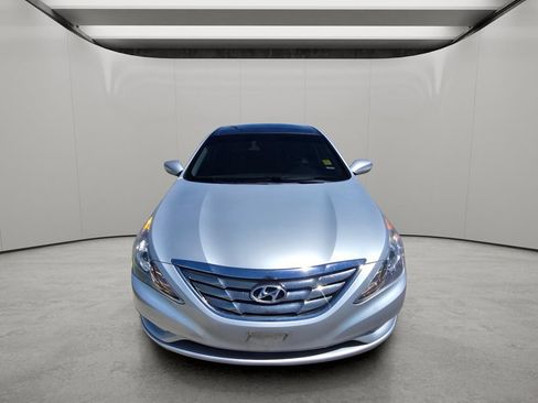 Used 2012 Hyundai Sonata Limited FWD image 8