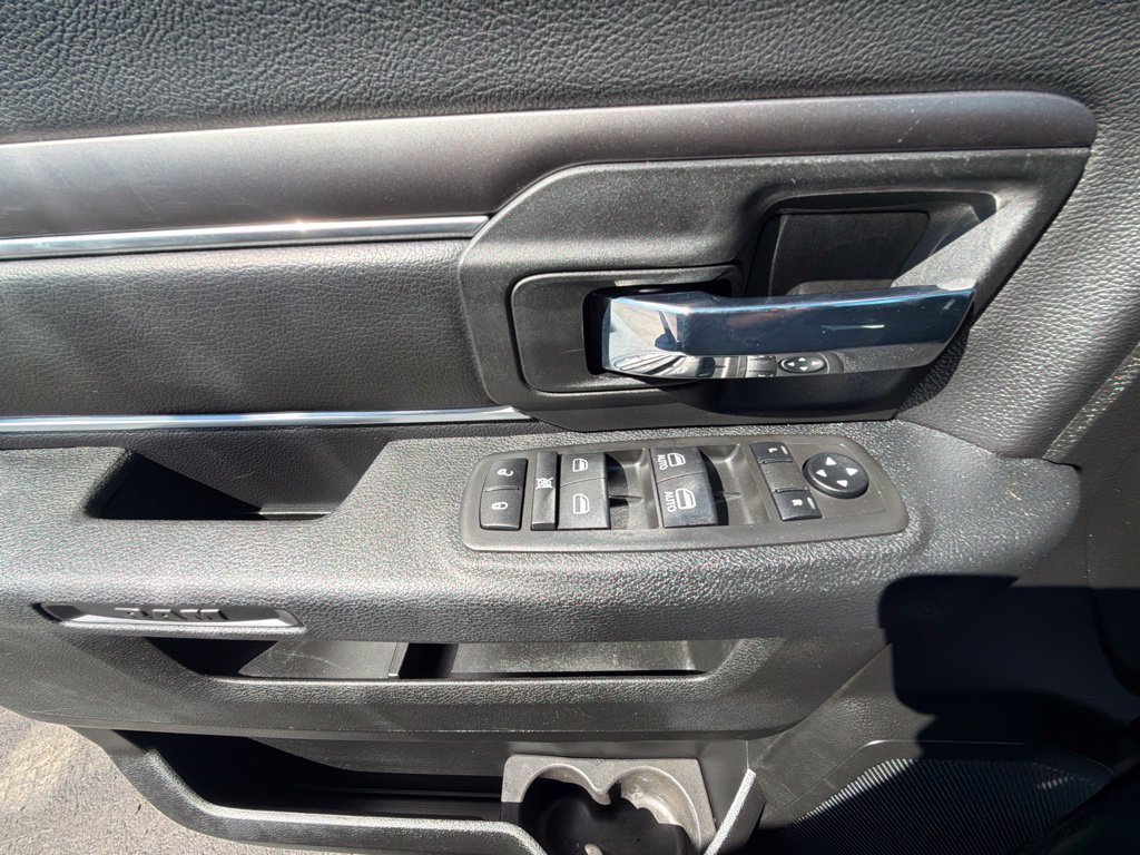 Used 2021 RAM 1500 Warlock w/ Electronics Group AWD/4WD image 17
