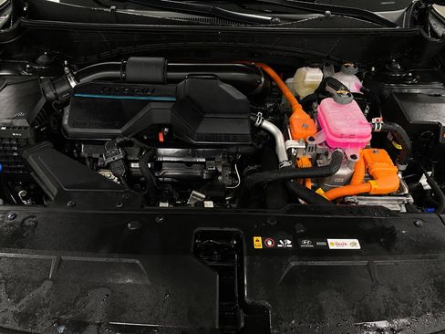 Certified 2025 Hyundai Tucson SEL AWD/4WD image 11
