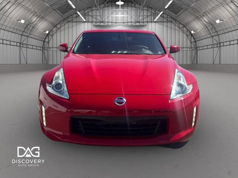 Used 2016 Nissan 370Z Coupe RWD image 5