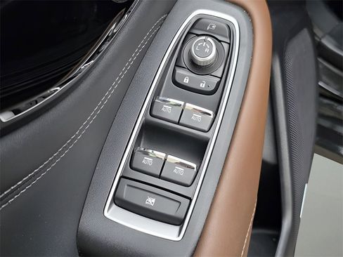 Used 2022 Subaru Outback Touring XT w/ Popular Package #2 image 18