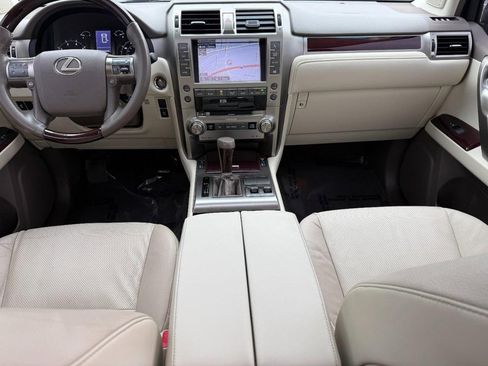 Used 2019 Lexus GX 460 Premium AWD/4WD image 13