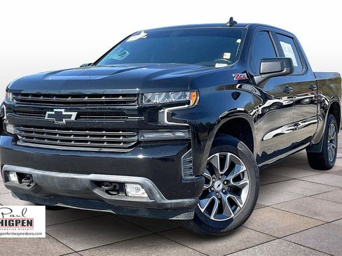 Used 2021 Chevrolet Silverado 1500 RST image 11