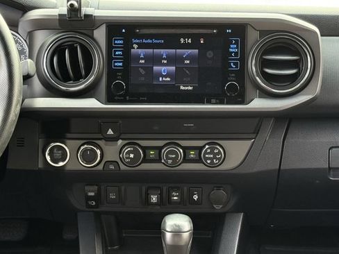 Used 2019 Toyota Tacoma TRD Off-Road AWD/4WD image 16