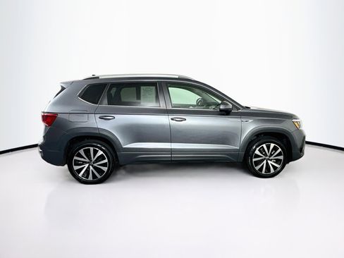 Used 2022 Volkswagen Taos SE FWD image 10
