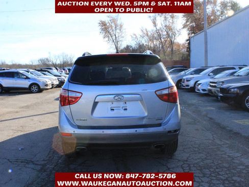 Used 2011 Hyundai Veracruz Limited w/ Navigation Pkg 3 image 5