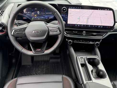 New 2026 Chevrolet Equinox EV RS image 11