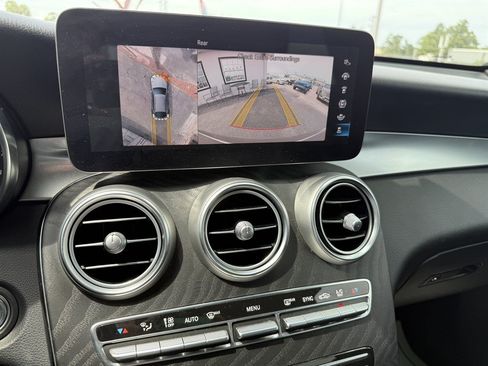 Used 2021 Mercedes-Benz GLC 300 4MATIC Coupe image 16